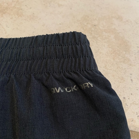 Layer 8 Men's Small Black QWICK-DRY Athletic Shorts - Picture 2 of 7